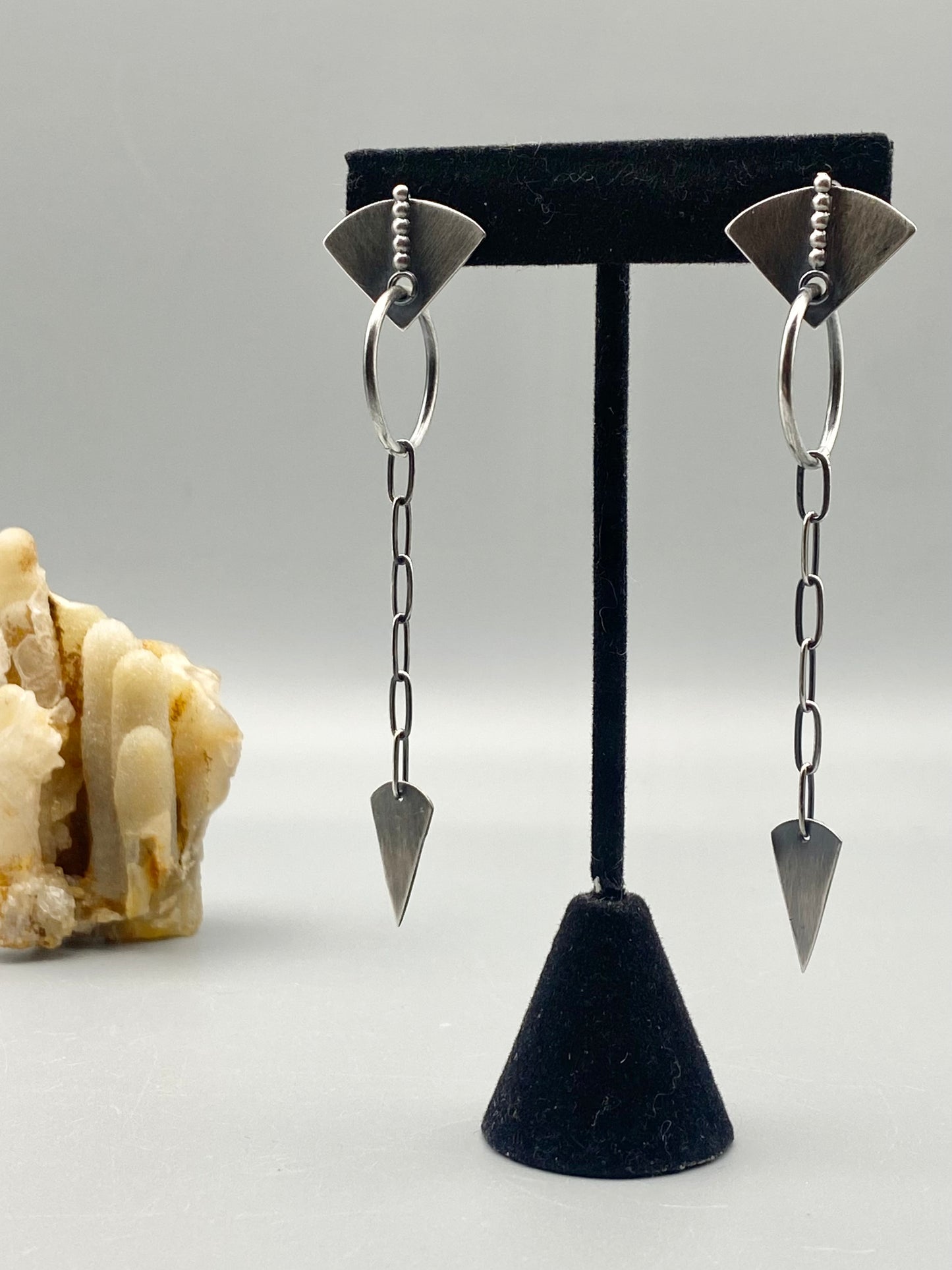 sensu chain hoop-studs