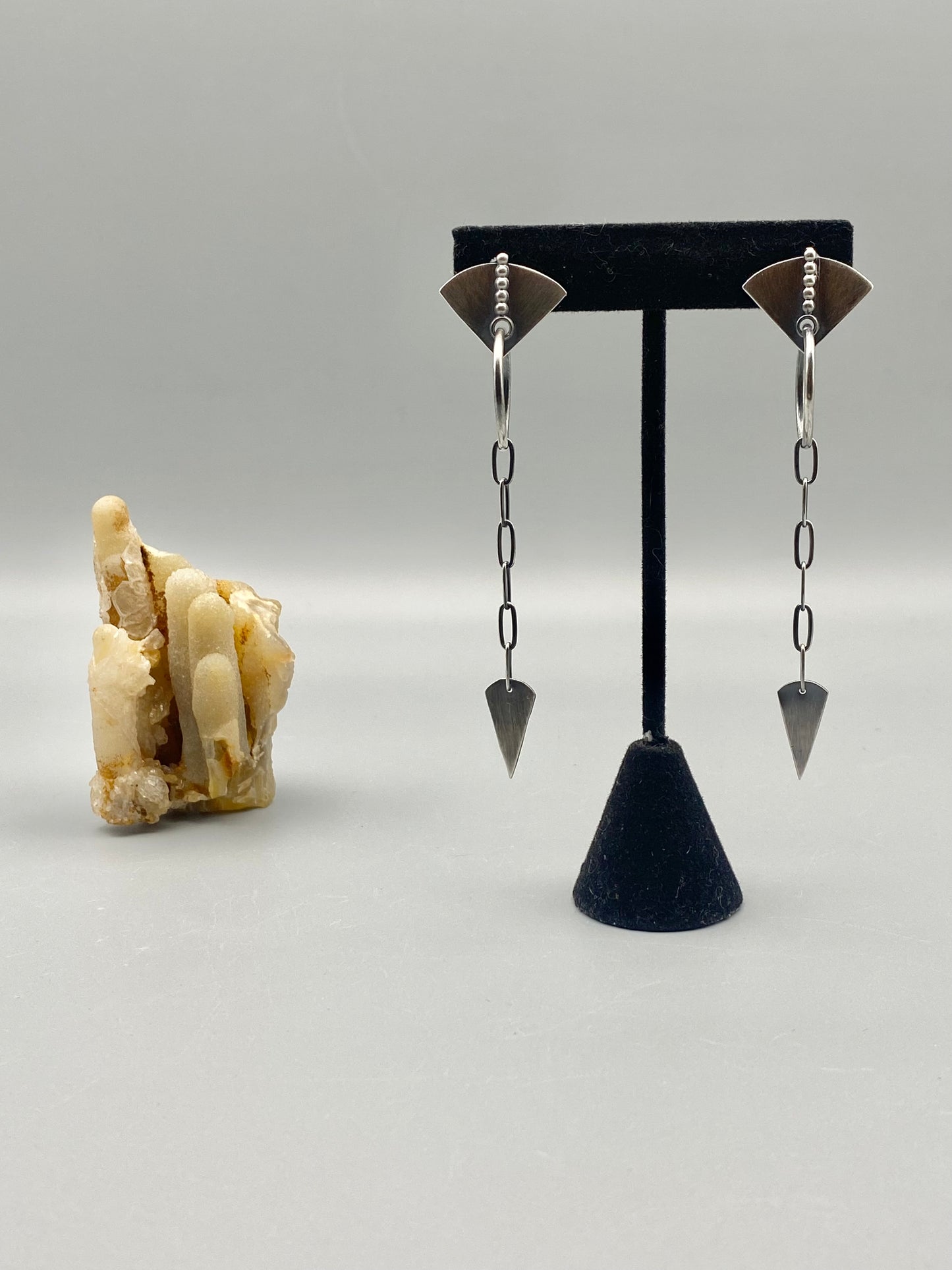 sensu chain hoop-studs